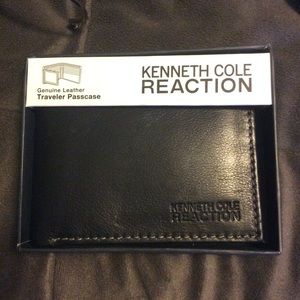 Black wallet Kenneth Cole